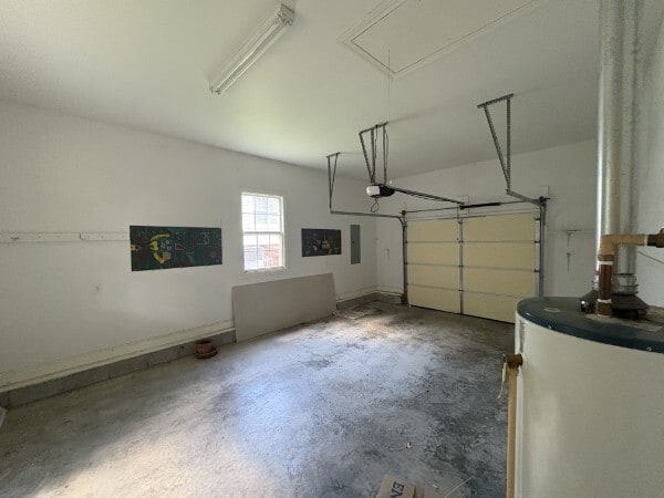 111 Reeds Ln, Sewanee, TN for sale - Interior Photo - Image 2 of 7