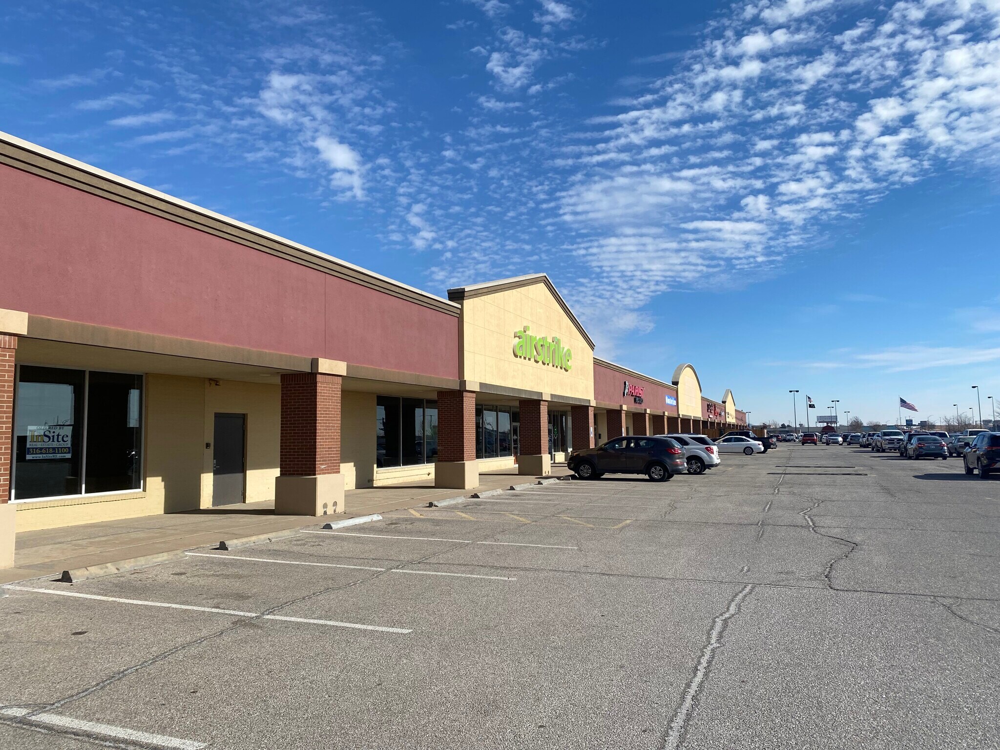 610 S Tyler Rd, Wichita, KS 67209 Kellogg Crossing Center