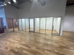 127 W Worthington Ave, Charlotte, NC for lease Interior Photo- Image 2 of 3