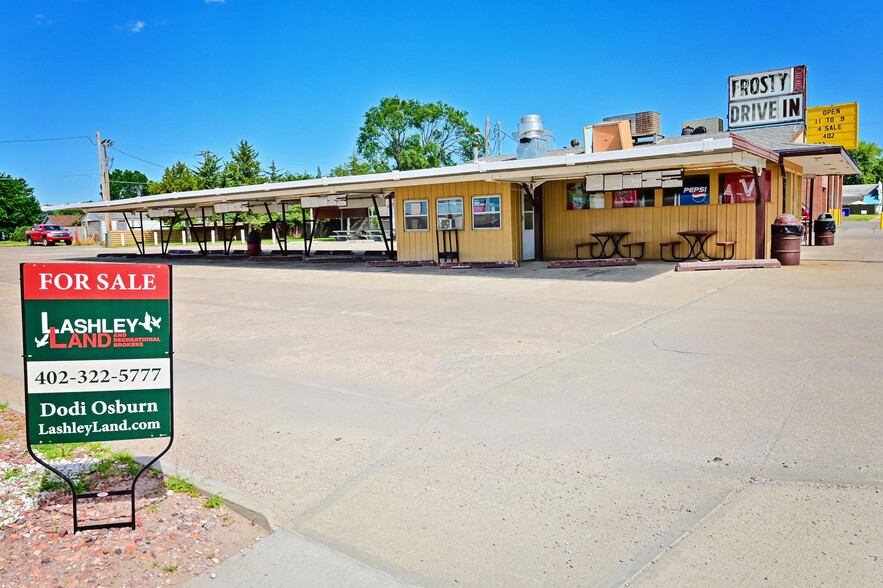 223 S Main St, Valentine, NE for sale - Primary Photo - Image 1 of 1