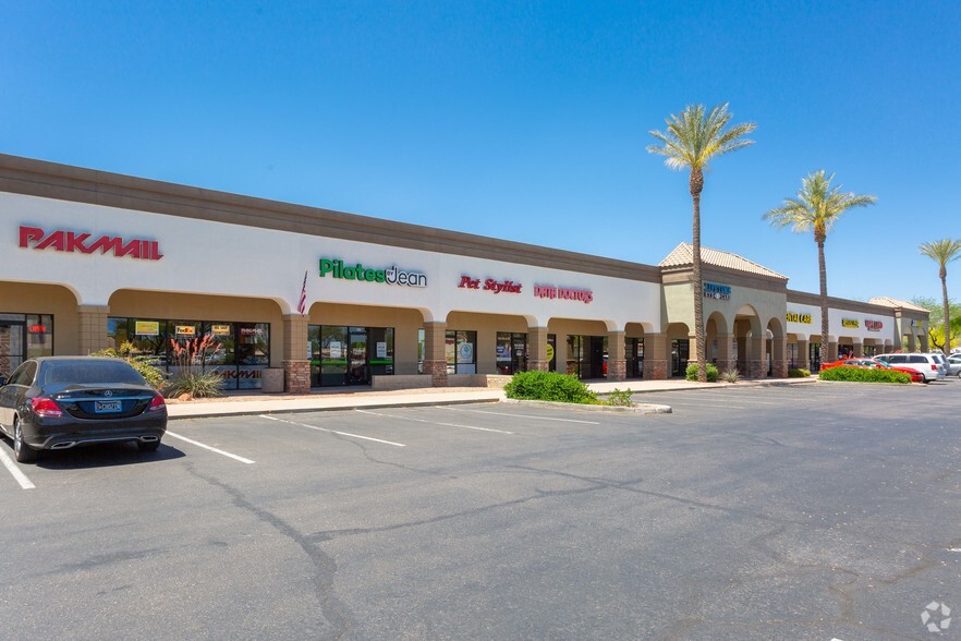 3961 E Chandler Blvd, Phoenix, AZ for lease - Building Photo - Image 2 of 6