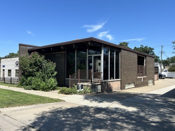 810 Livernois St, Ferndale, MI for sale Primary Photo- Image 1 of 1