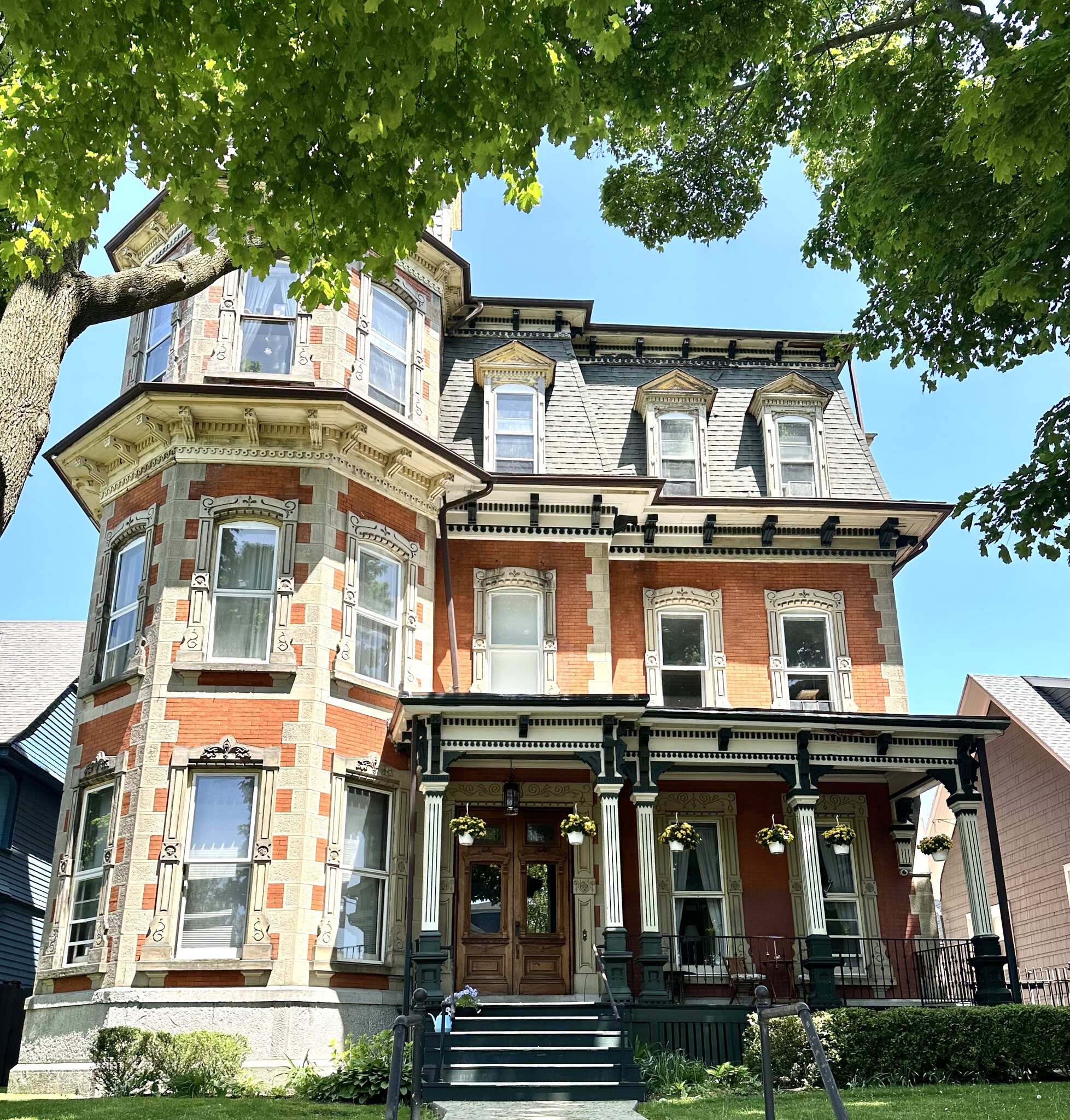 49 Cottage St, Buffalo, NY for sale Building Photo- Image 1 of 11