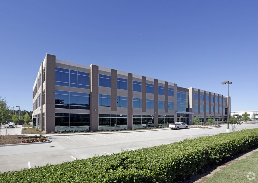 11025 Equity Dr, Houston, TX for lease - Building Photo - Image 3 of 6