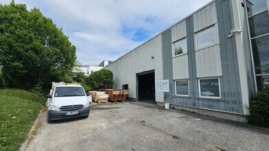 Rue Jean Jaurès, Champlan for lease Interior Photo- Image 1 of 16