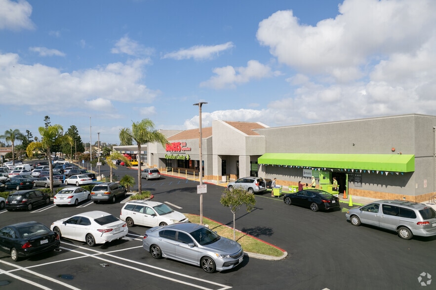 9029-9121 Garfield Ave, Fountain Valley, CA for lease - Building Photo - Image 1 of 13