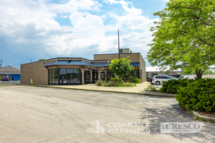 Retail/Industrial Space For Lease - Warehouse