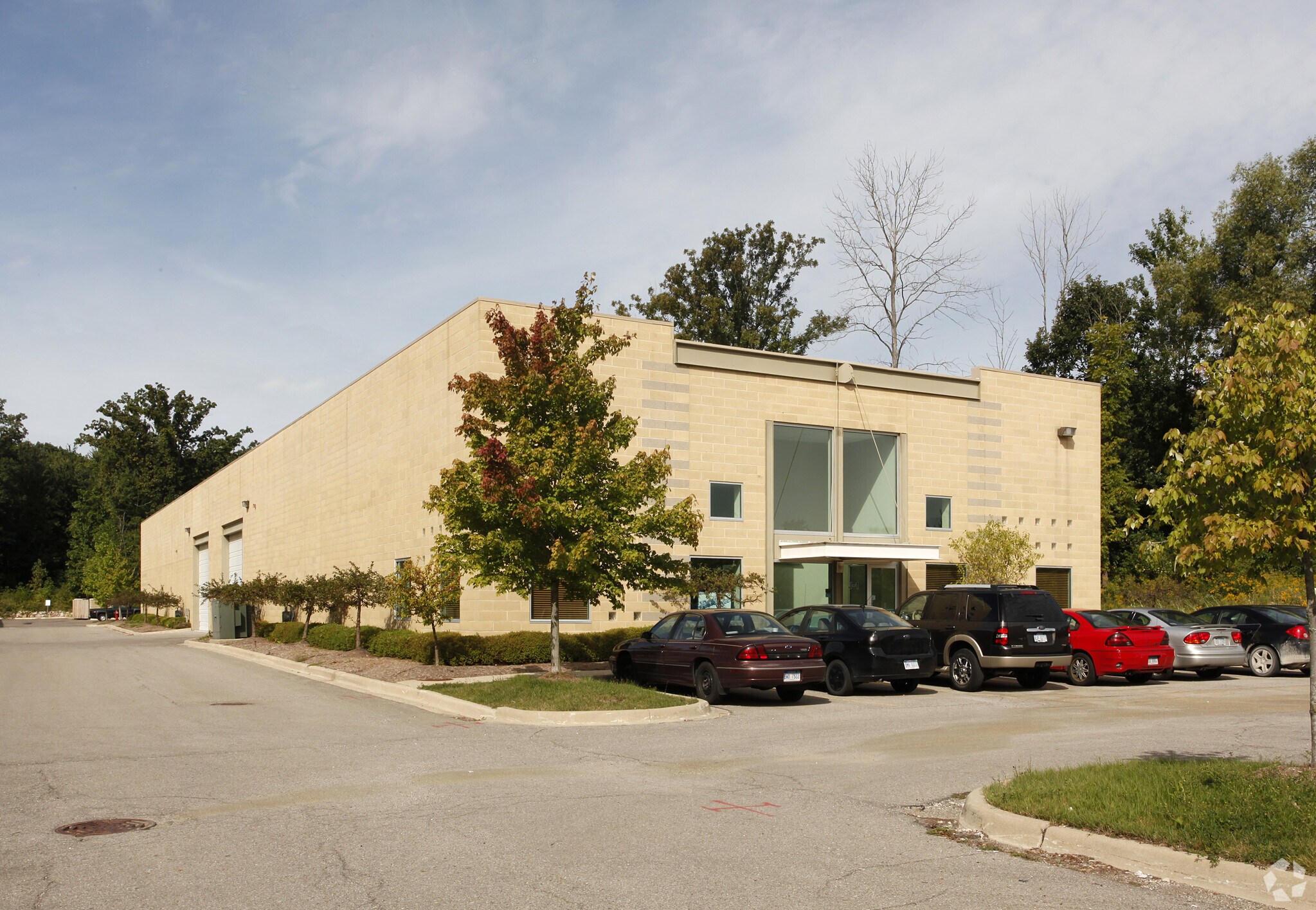 28389 Beck Rd, Wixom, MI for sale Primary Photo- Image 1 of 1