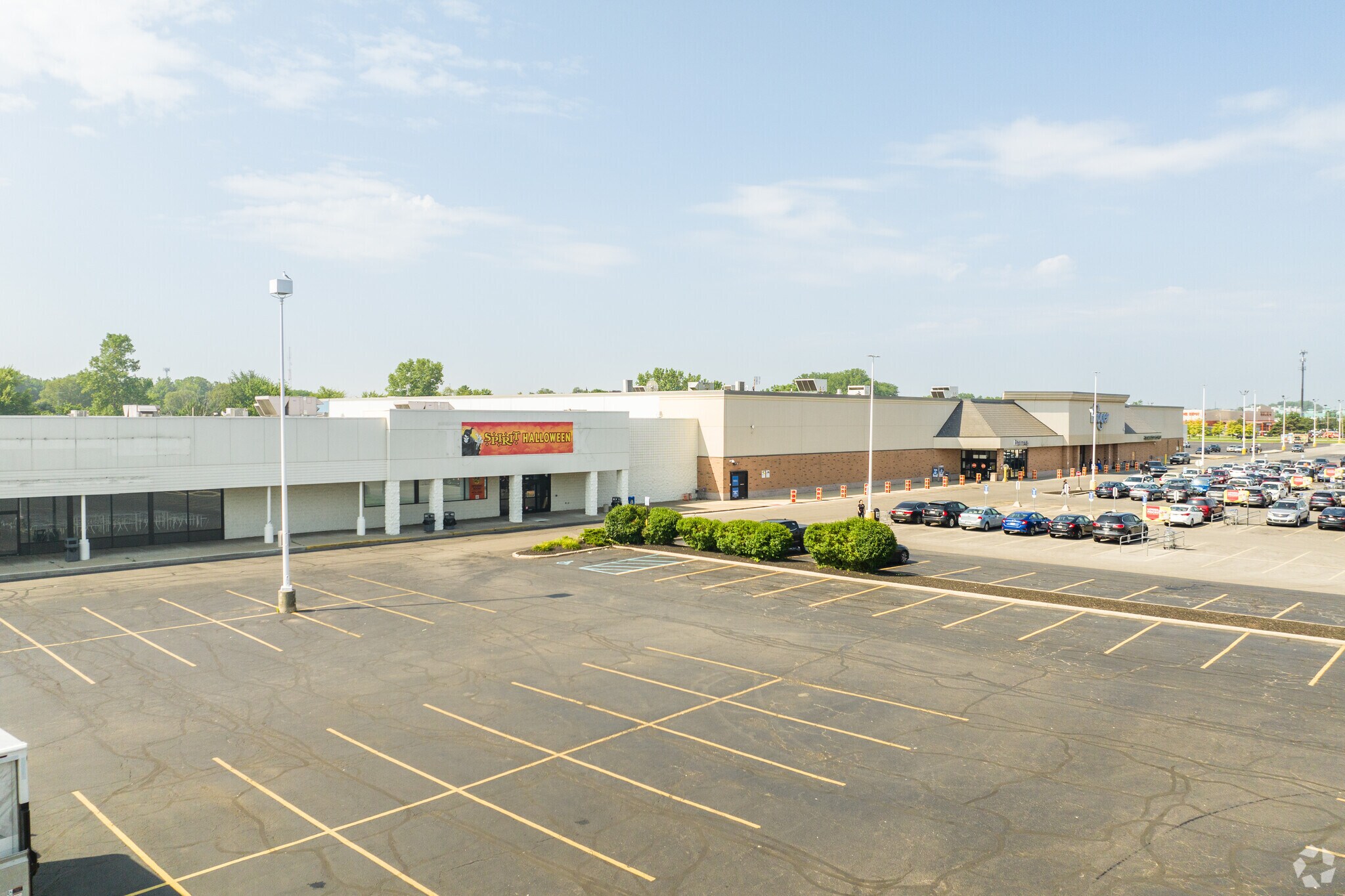 817-849 W Alexis Rd, Toledo, OH for sale Primary Photo- Image 1 of 1