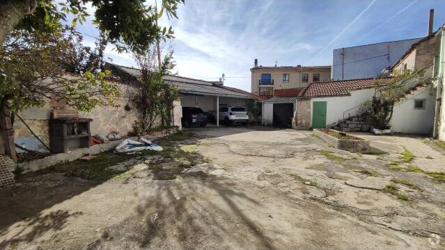 Land in Moralzarzal, Madrid for sale Primary Photo- Image 1 of 6