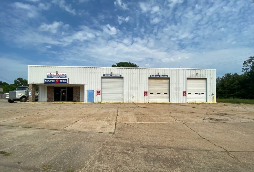 6438 Highway 3, Benton, LA for sale - Primary Photo - Image 1 of 1
