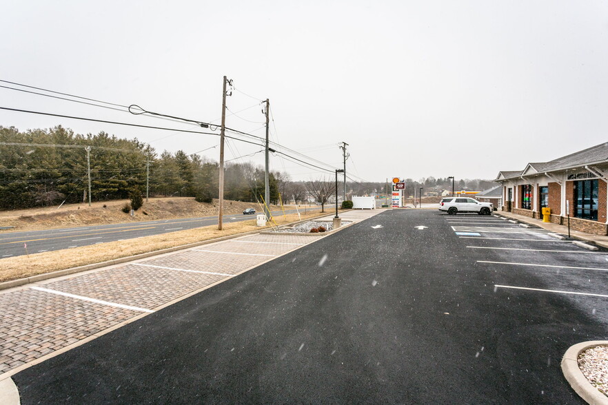 16 Gosnell, Staunton, VA for sale - Building Photo - Image 3 of 27