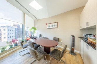 17 Chatham Sq, New York, NY for lease Interior Photo- Image 2 of 7