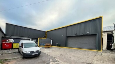 Gorsey Ln, Birmingham for lease Building Photo- Image 1 of 3