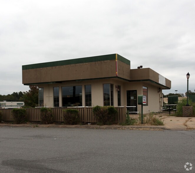 5414 Landers Rd, North Little Rock, AR for sale - Primary Photo - Image 1 of 15