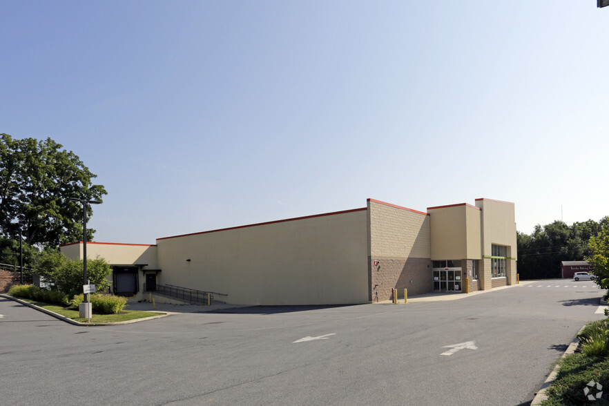 719 Stefko Blvd, Bethlehem, PA for lease - Building Photo - Image 3 of 6