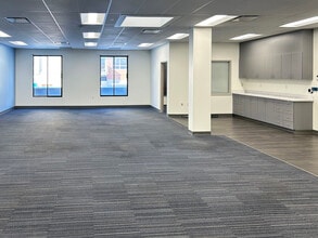 22 N Euclid Ave, Saint Louis, MO for lease Building Photo- Image 1 of 2