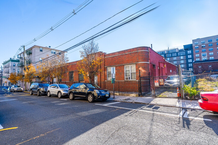 109 45th St, Union City, NJ for sale - Building Photo - Image 1 of 14