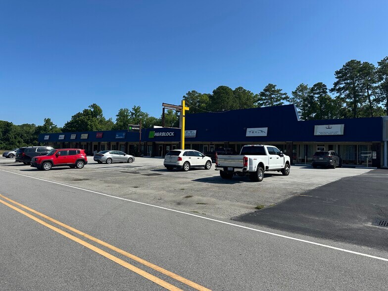 404-424A W Main St, Havelock, NC for sale - Building Photo - Image 1 of 1