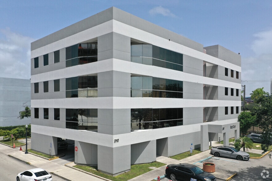 210 S Federal Hwy, Hollywood, FL for lease - Primary Photo - Image 1 of 10