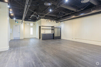 10704 120 St NW, Edmonton, AB for lease Interior Photo- Image 1 of 3