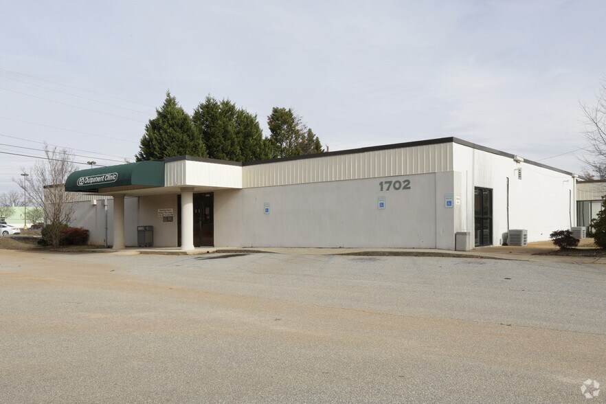 1702 E Greenville St, Anderson, SC for sale - Primary Photo - Image 1 of 1