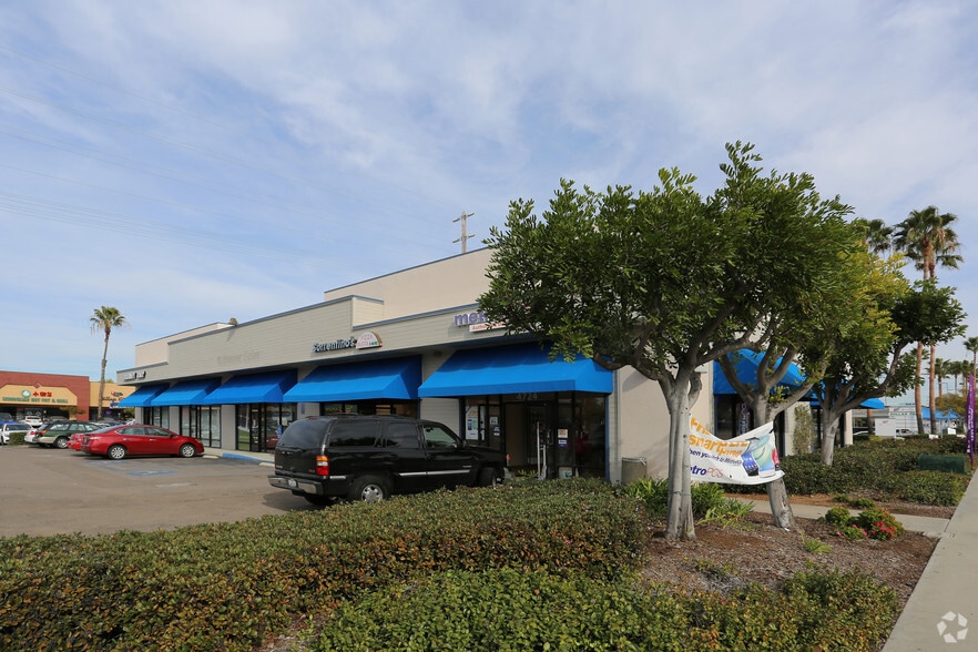 4724-4740 Clairemont Mesa Blvd, San Diego, CA for lease - Building Photo - Image 2 of 5