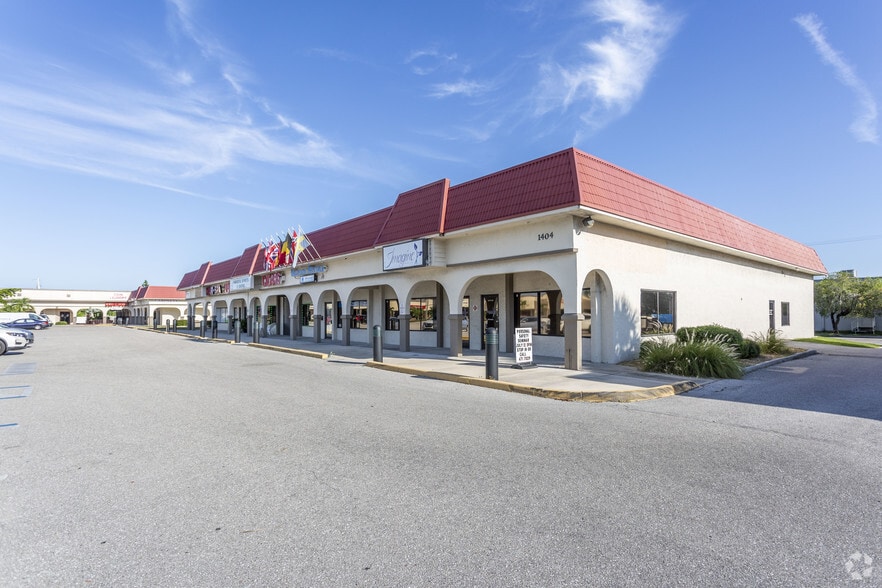 1404 Del Prado Blvd S, Cape Coral, FL for lease - Building Photo - Image 1 of 10
