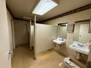 103 W Loop 281, Longview, TX for lease Interior Photo- Image 2 of 15