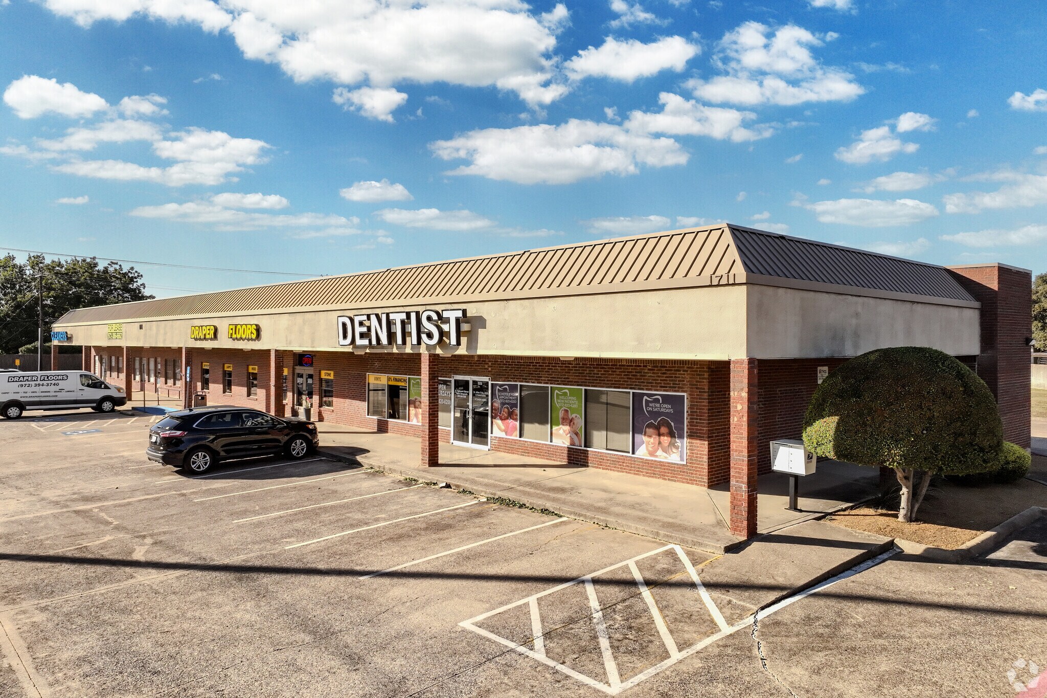 1711 E Frankford Rd, Carrollton, TX for lease Primary Photo- Image 1 of 6