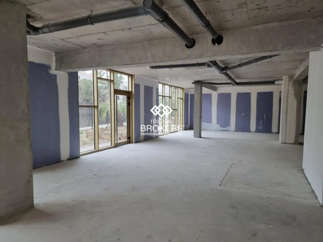 Office in Montpellier for sale Building Photo- Image 1 of 7