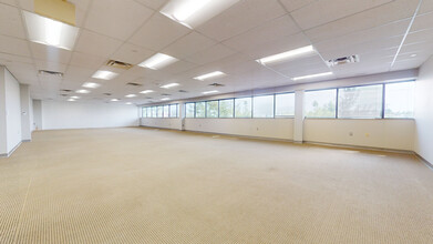 315 E Eisenhower Pky, Ann Arbor, MI for lease Building Photo- Image 1 of 4