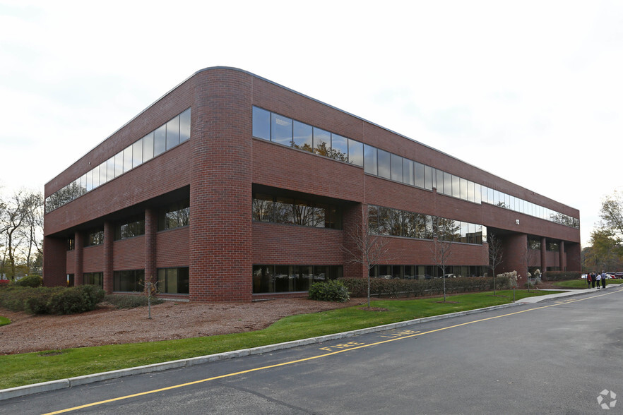 112 Turnpike Rd, Westborough, MA for lease - Building Photo - Image 1 of 11