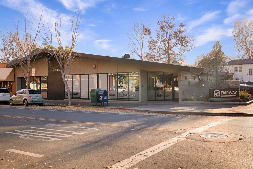 300-308 Salem St, Chico, CA for sale - Building Photo - Image 1 of 24