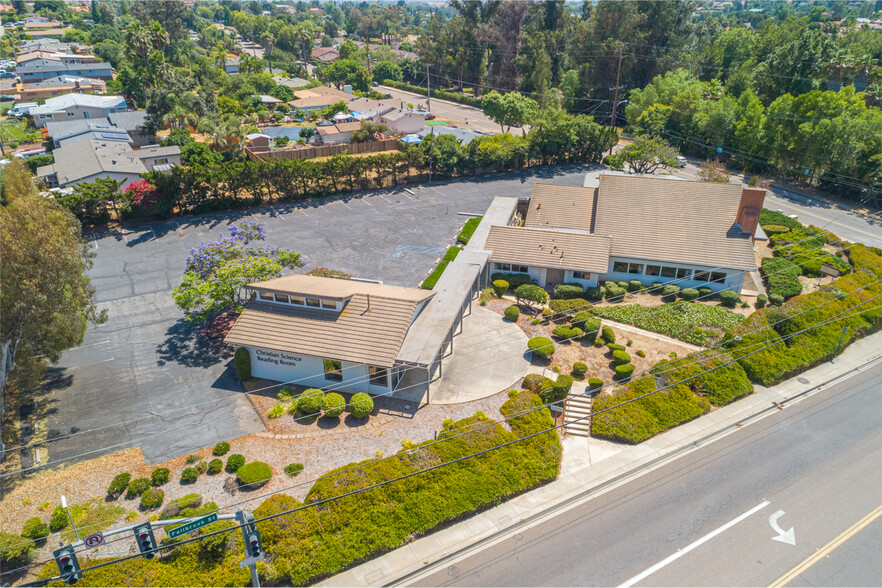 1109 E Fallbrook St, Fallbrook, CA for sale - Aerial - Image 1 of 1