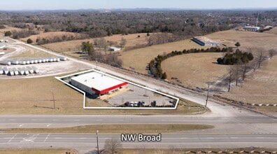 2204 NW Broad St, Murfreesboro, TN - AERIAL  map view - Image1
