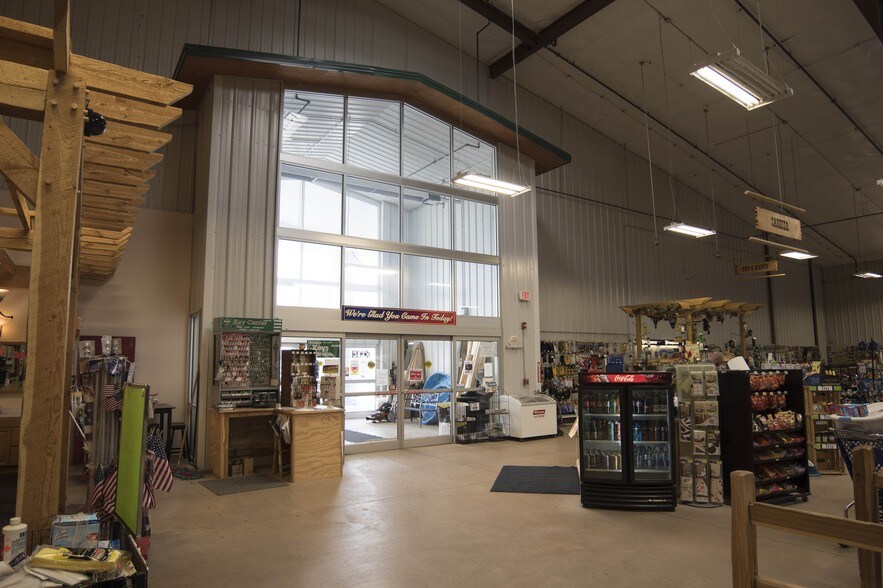 2032 Old Hardin Rd, Billings, MT for sale - Interior Photo - Image 1 of 1