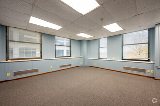 300 Main St, Lafayette, IN for lease Interior Photo- Image 1 of 4