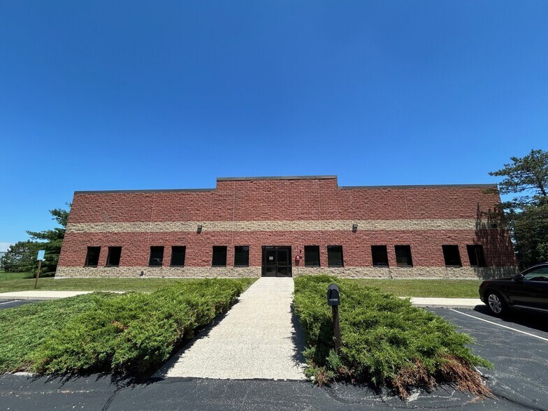 18 Saratoga Blvd, Devens, MA for lease - Building Photo - Image 1 of 4