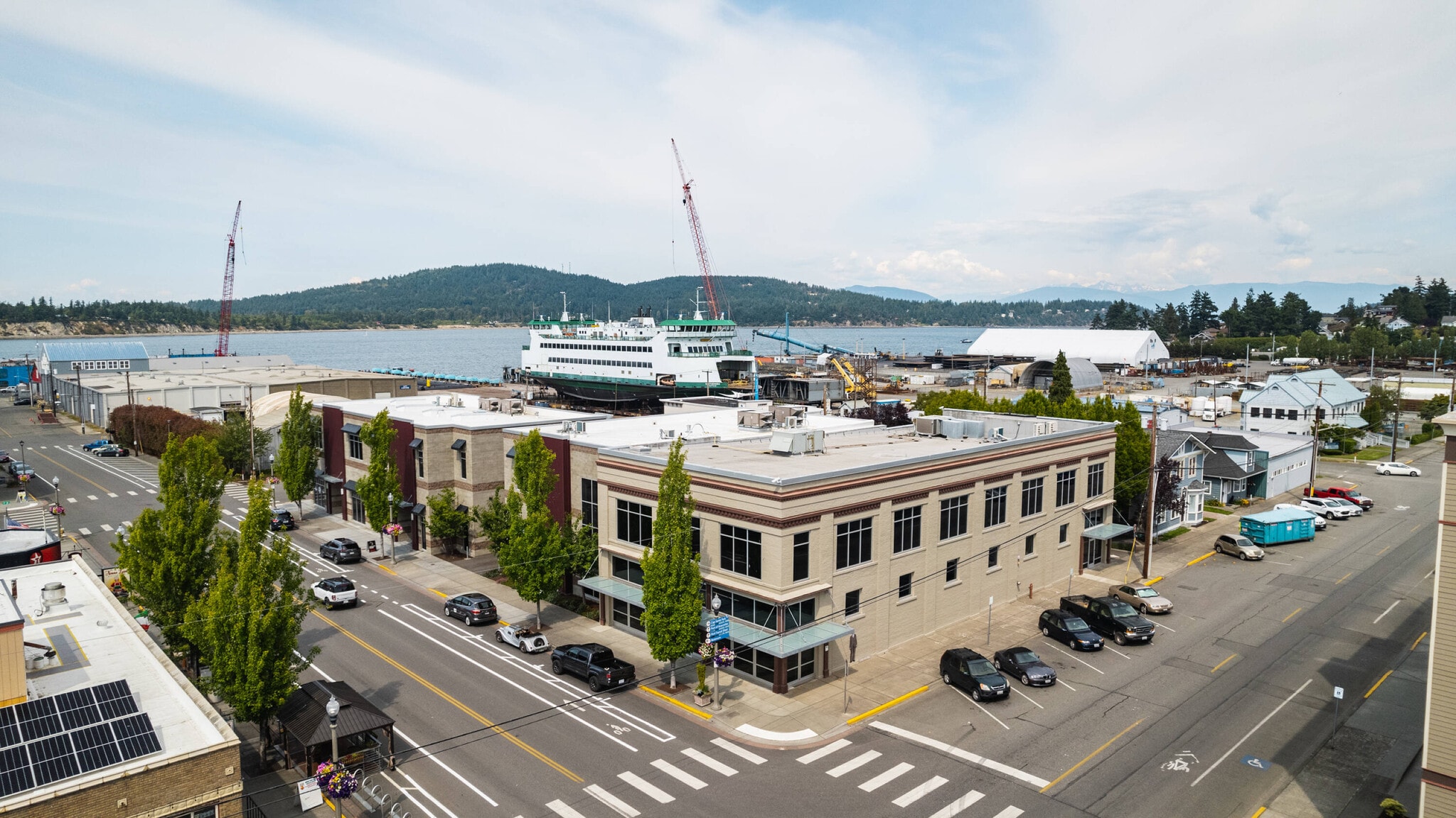 301 Commercial Ave, Anacortes, WA for lease Interior Photo- Image 1 of 4