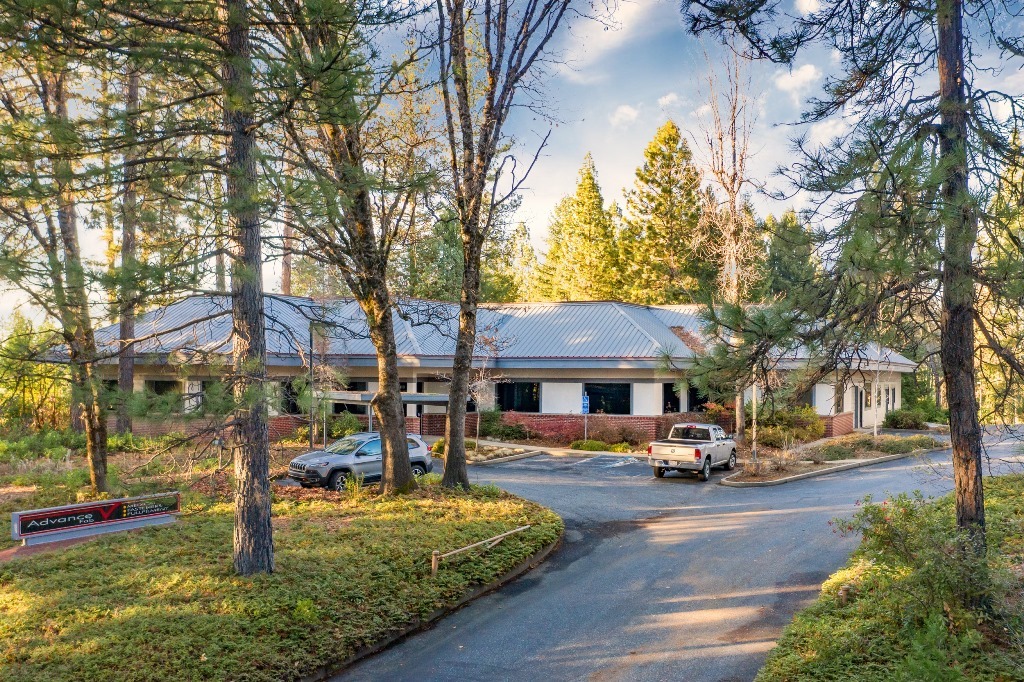 400 Crown Point Cir, Grass Valley, CA for sale Building Photo- Image 1 of 1