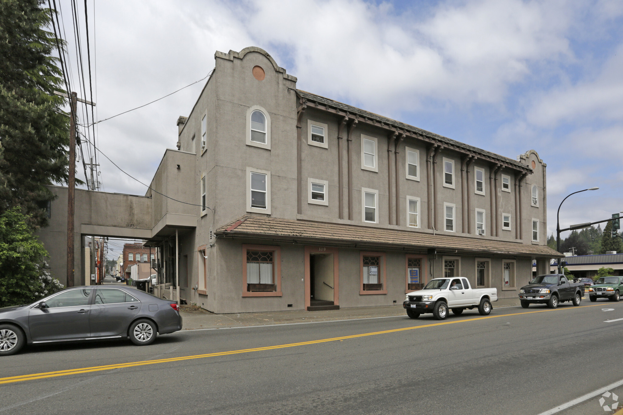 101-109 W Railroad St, Shelton, WA for lease Primary Photo- Image 1 of 19