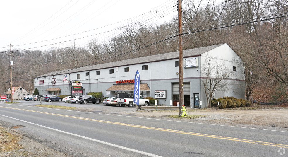 145-149 Sandy Creek Rd, Verona, PA for lease - Building Photo - Image 3 of 11