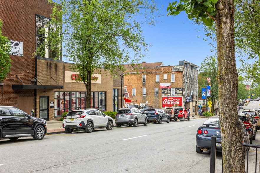 496 High St, Morgantown, WV for sale - Building Photo - Image 2 of 3