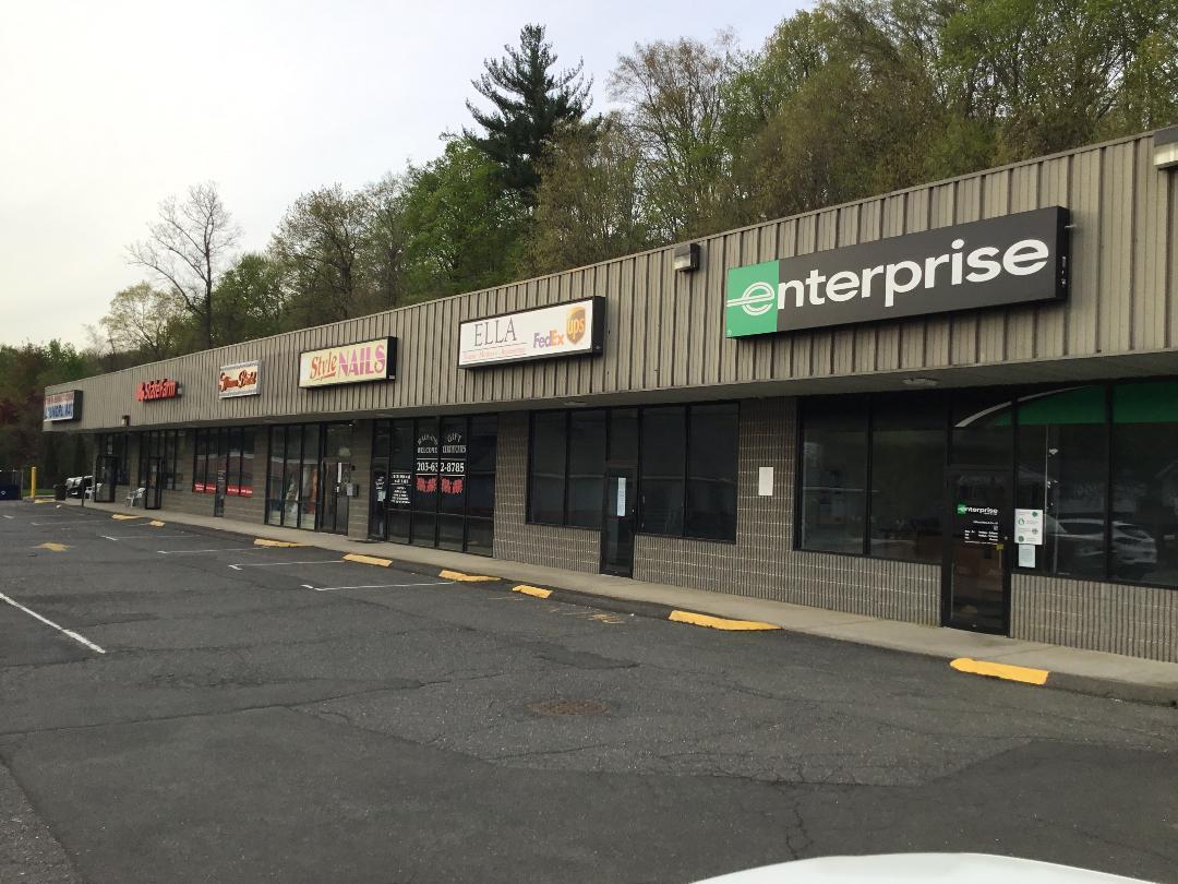 686 Rubber Ave, Naugatuck, CT 06770