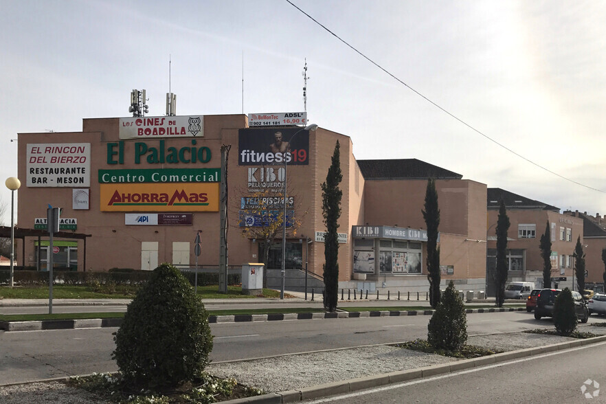 Carretera Boadilla-majadahonda, 50, Boadilla del Monte, Madrid for lease - Primary Photo - Image 1 of 2