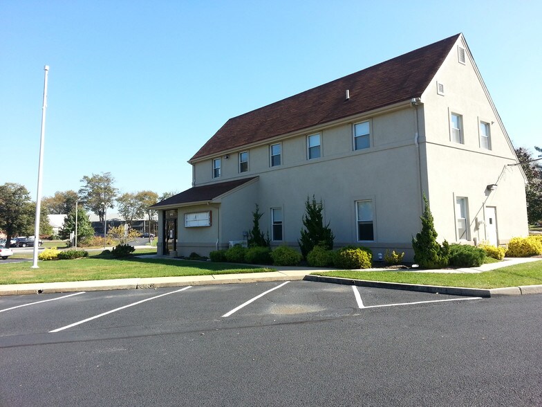 2912 Burlington Ave, Delran, NJ for sale - Building Photo - Image 1 of 1