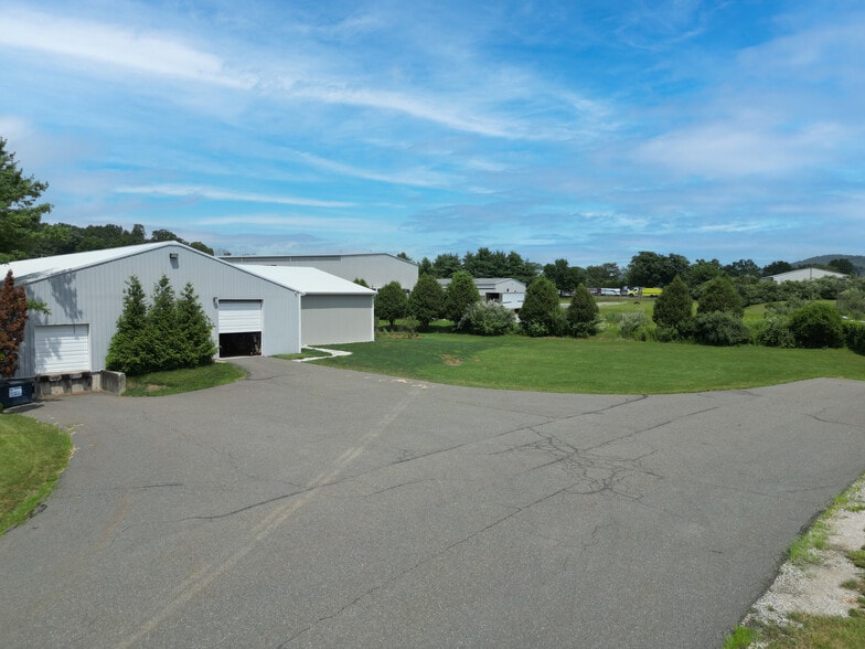 20 Wilson Dr, Sparta, NJ for sale - Primary Photo - Image 1 of 7