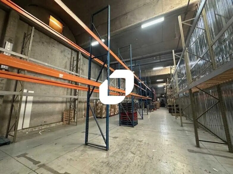 Industrial in Gonesse for lease - Interior Photo - Image 3 of 4