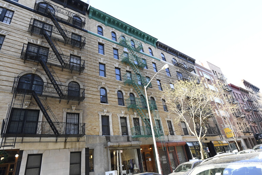 61 Thompson St, New York, NY for lease - Primary Photo - Image 1 of 1